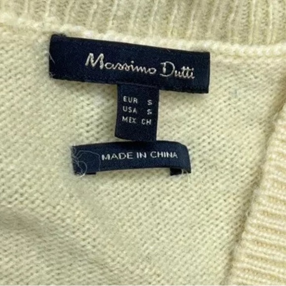 Massimo Dutti Womens Wool Blend V Neck Sweater Size Small Pale Yellow Superb. - Picture 7 of 7